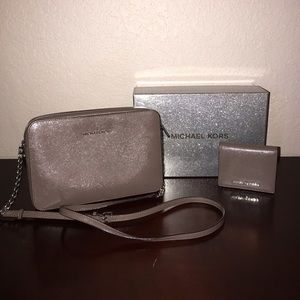 Michael Kors Jet Set Crossbody Bag & Wallet